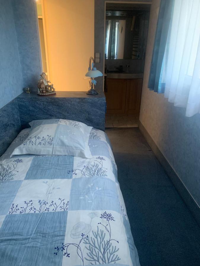 L'Appentis Bed and Breakfast Binson-et-Orquigny Exteriör bild